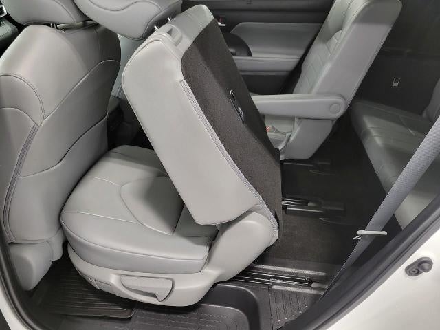 2023 Toyota Highlander XLE AWD