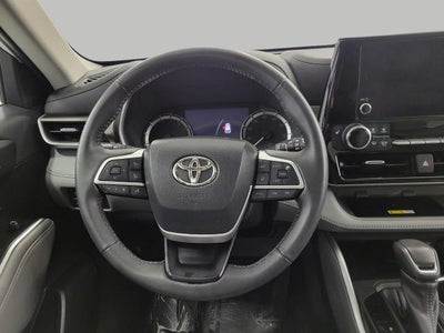 2023 Toyota Highlander XLE AWD