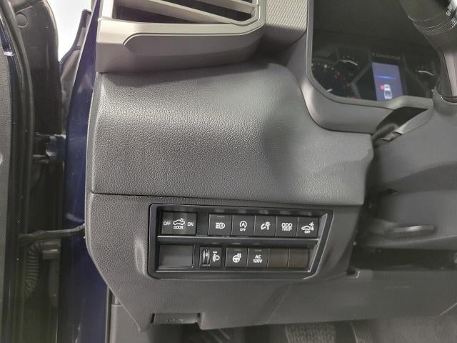 2023 Toyota Tundra 4WD Limited CrewMax 5.5' Bed