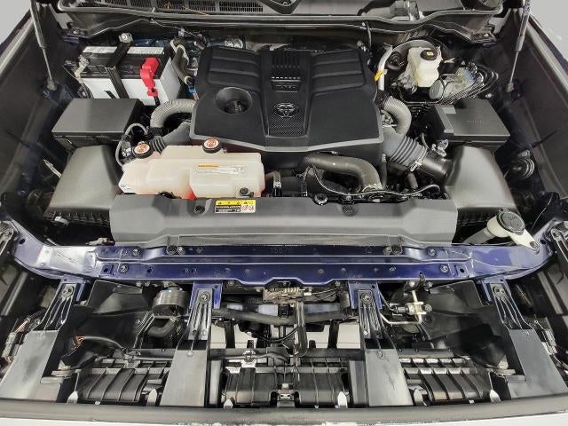 2023 Toyota Tundra 4WD Limited CrewMax 5.5' Bed