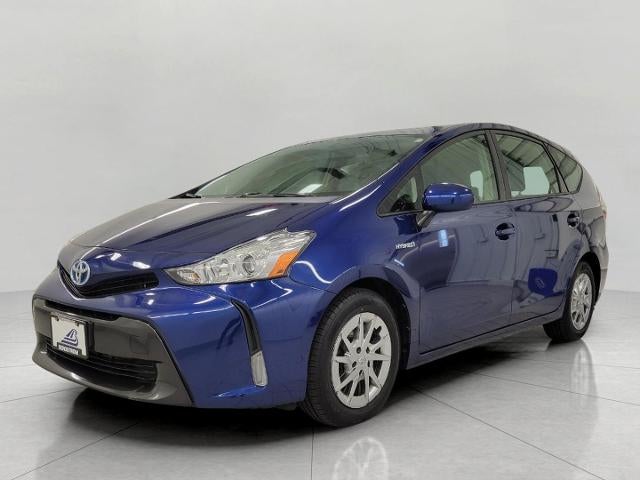 2016 Toyota Prius v 5dr Wgn Three