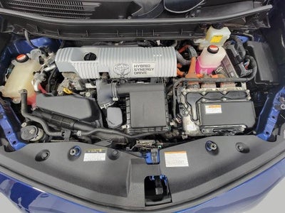 2016 Toyota Prius v 5dr Wgn Three