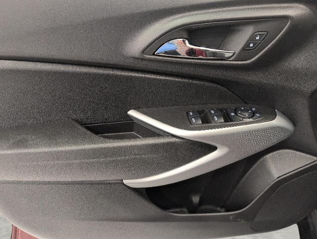 2025 Chevrolet Trax FWD 4dr 1RS