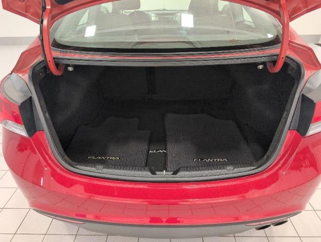 2013 Hyundai Elantra 2dr Auto GS