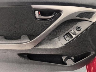 2013 Hyundai Elantra 2dr Auto GS