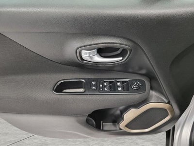 2015 Jeep Renegade FWD 4dr Sport