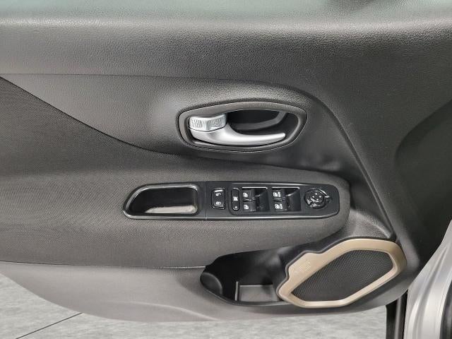 2015 Jeep Renegade FWD 4dr Sport